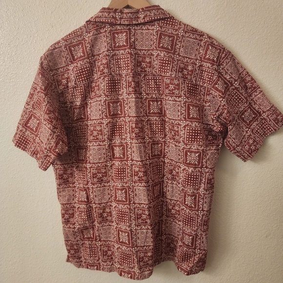 Reyn Spooner UniGlo Vibrant Floral Button-down Shirt Mens sz Medium - Picture 5 of 5